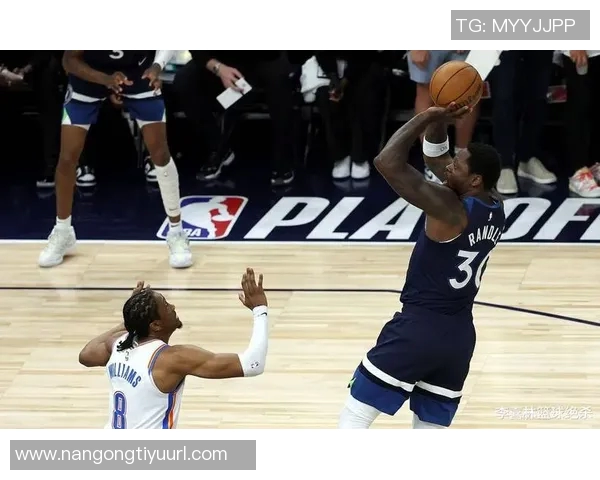 兰德尔第三节发力砍下28分助力球队逆转展现二当家风采