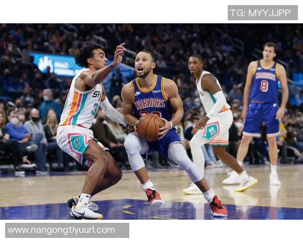 周四竞彩篮球分析步行者状态堪忧太阳队表现出色值得关注